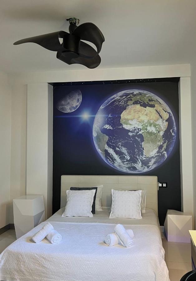Casa Clock House Banus Apartemen *